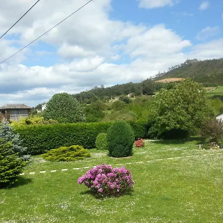 別荘 Vivienda De Uso Turistico Carballo Blanco 2 *